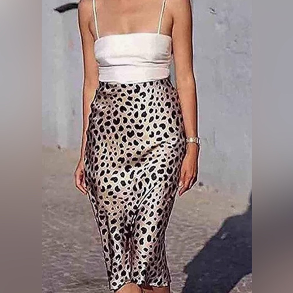 x Silk Leopard Midi Skirt x